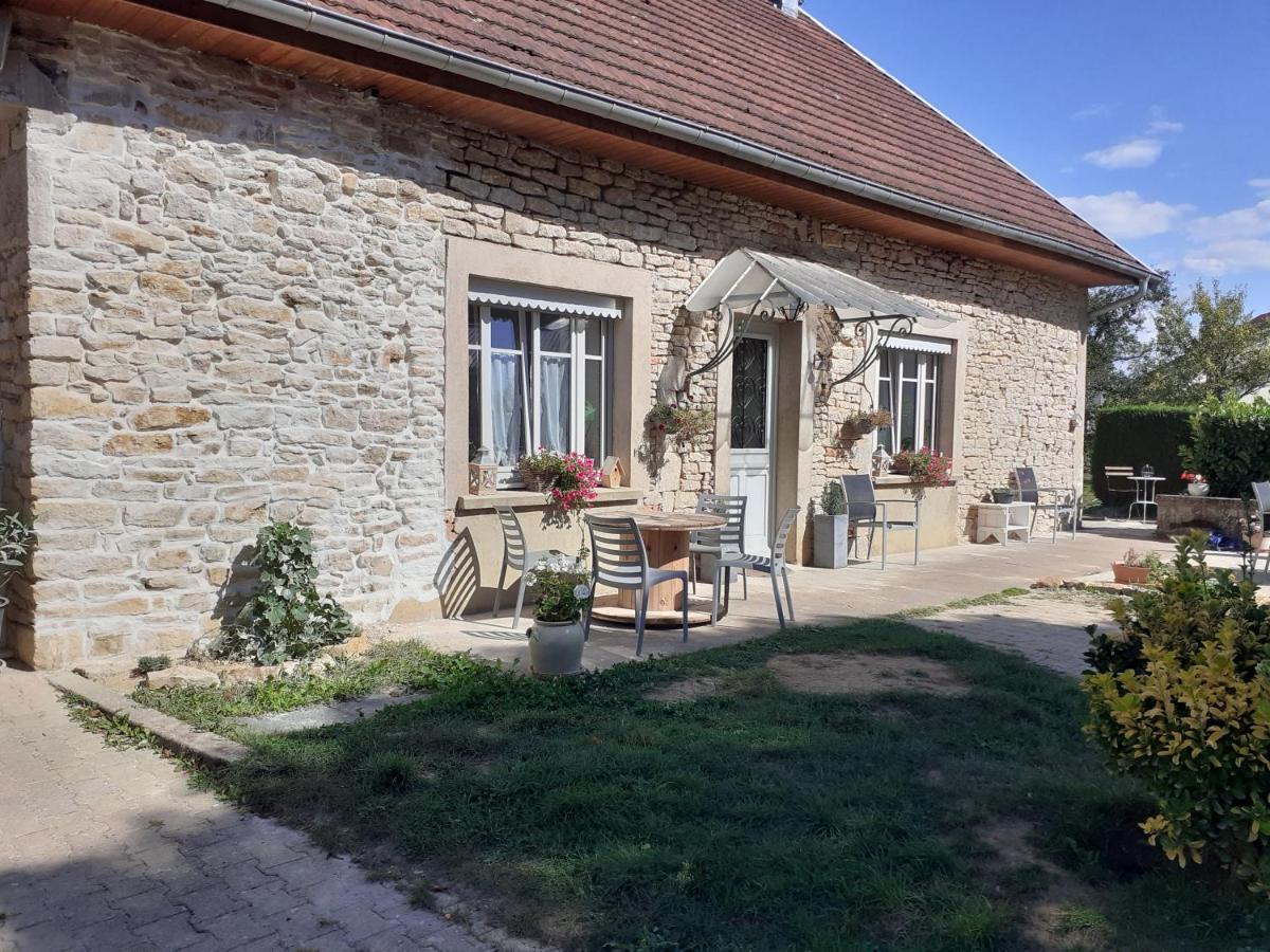 Les Trois Charmes Chaucenne Exterior foto